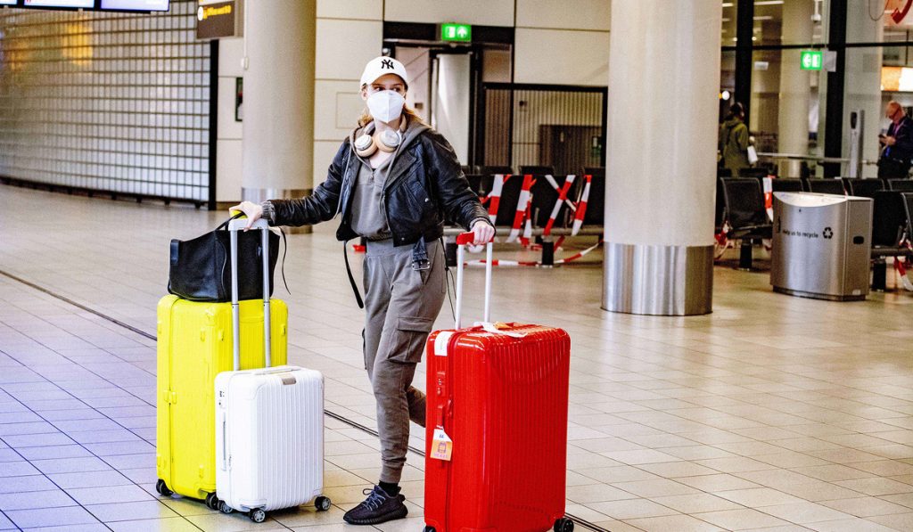 Three Ways to Ensure Your Passport Stays Safe When Traveling